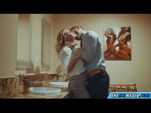 ❤️ Кога бујна русокоса ќе ве заведе во јавен тоалет Порно на mk.rionews.top ☑